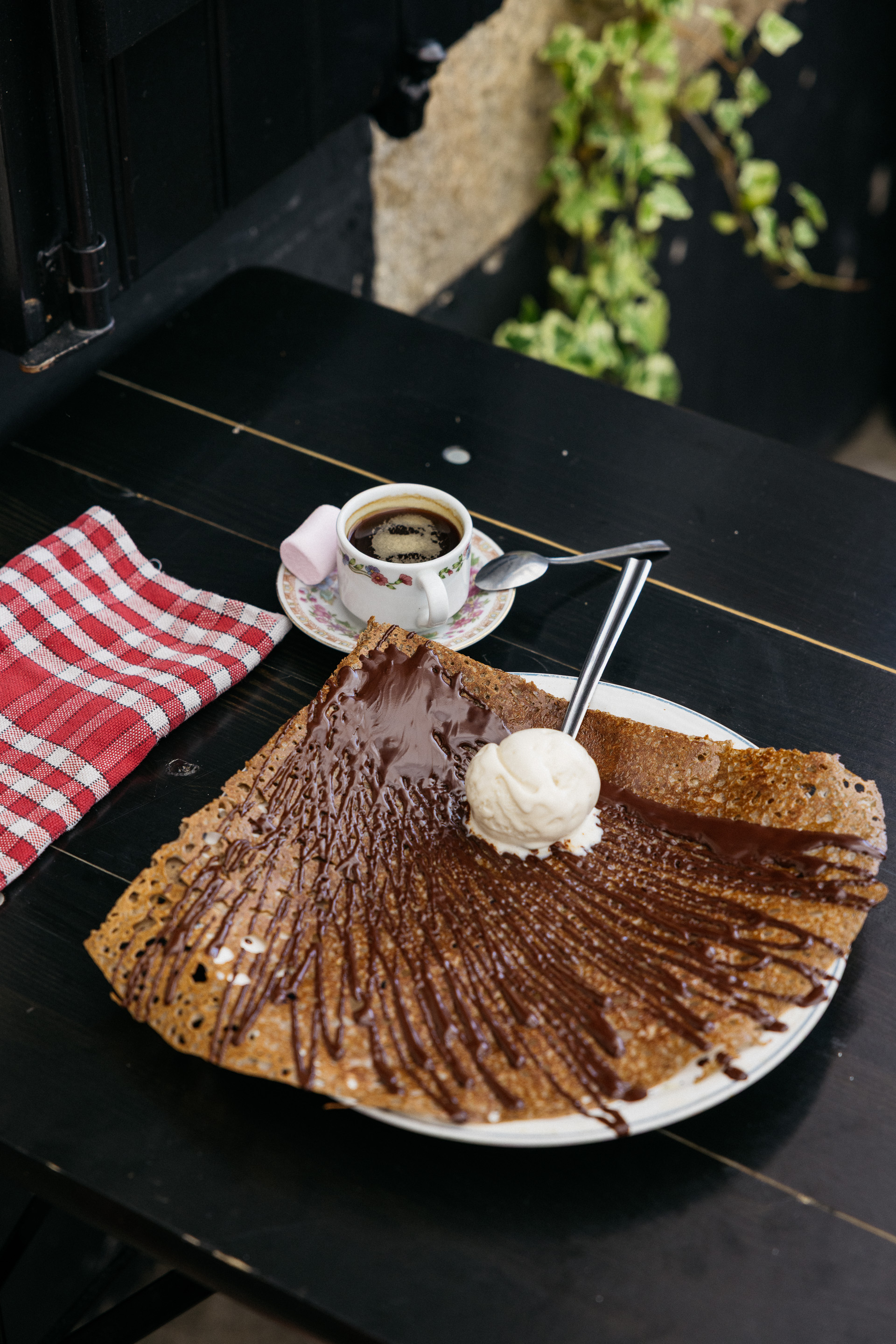 Ambiance brasserie Le Yac'h port de Saint-Goustan Auray